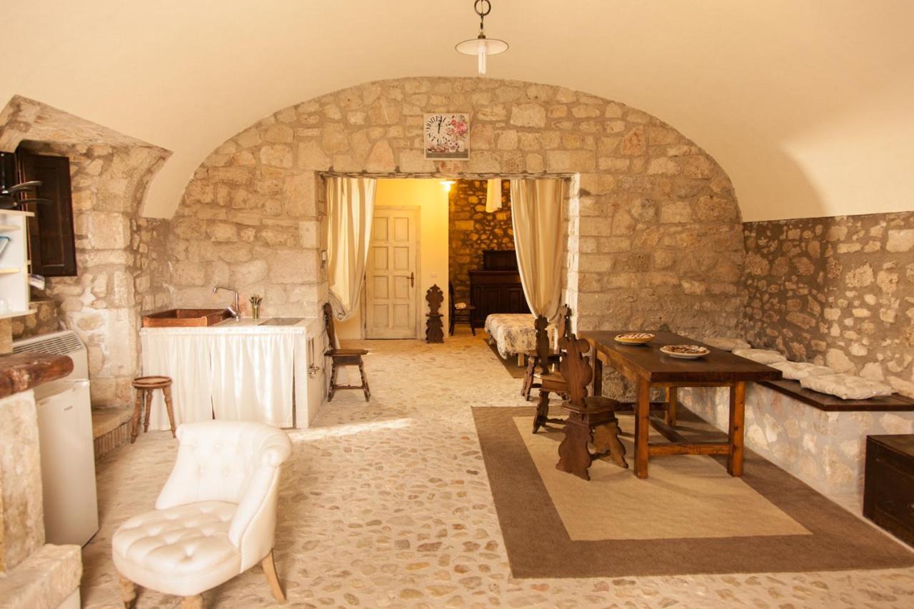Agriturismo La Commenda-Adults Only 카시아 객실 사진