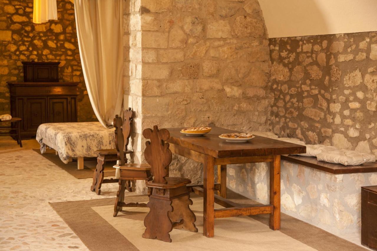 Agriturismo La Commenda-Adults Only 카시아 객실 사진