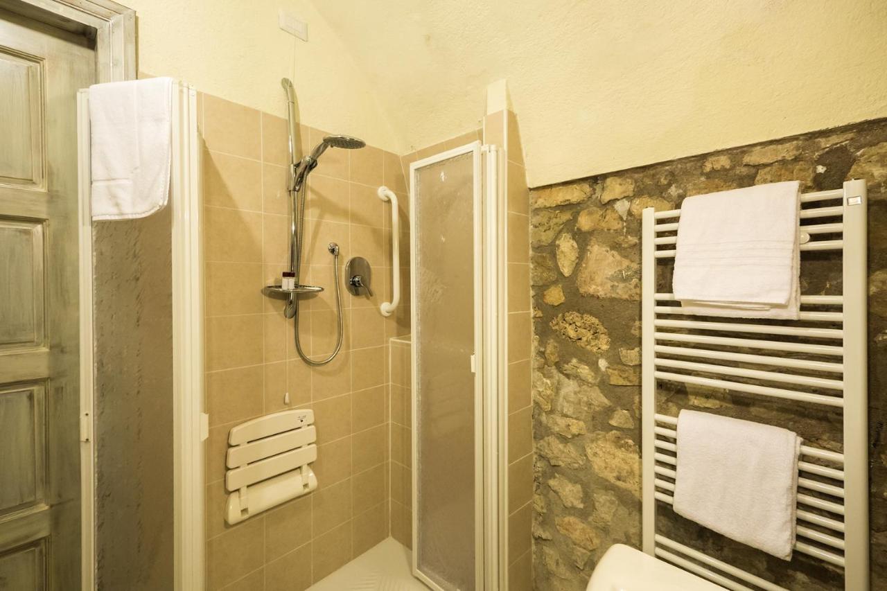 Agriturismo La Commenda-Adults Only 카시아 객실 사진