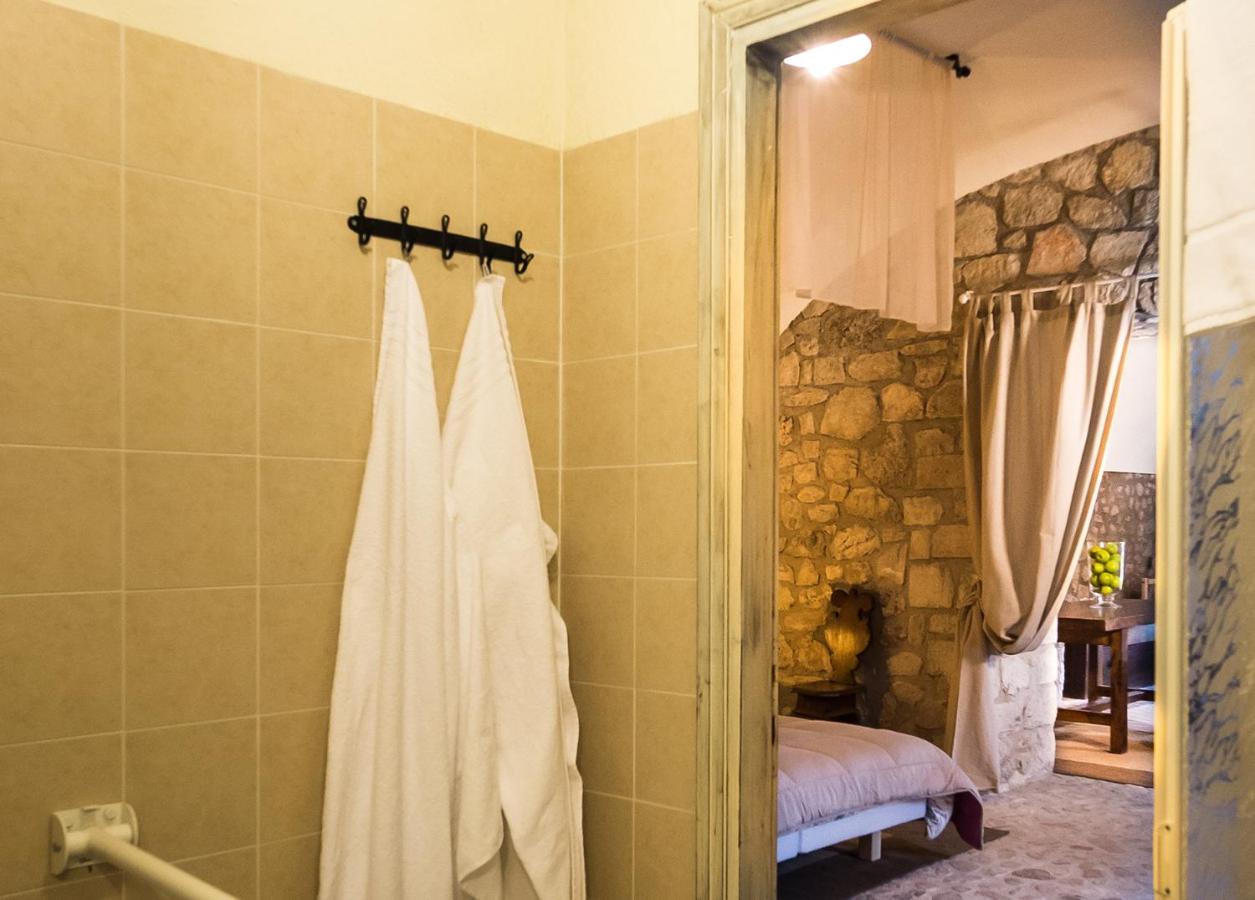 Agriturismo La Commenda-Adults Only 카시아 객실 사진