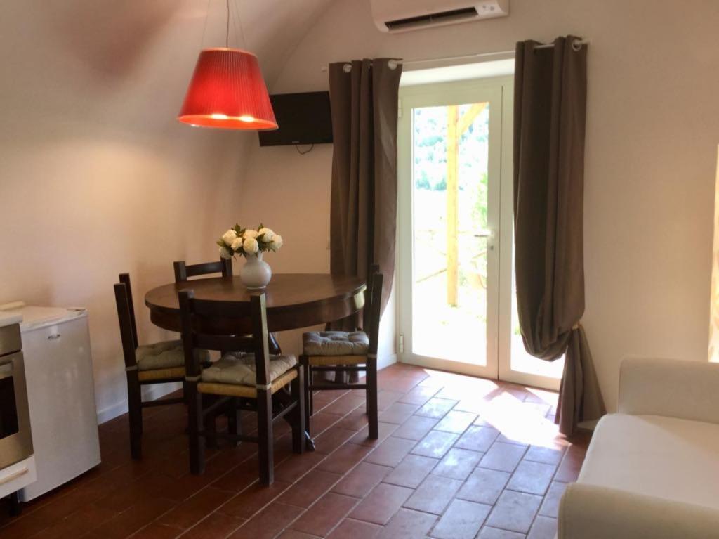 Agriturismo La Commenda-Adults Only 카시아 외부 사진